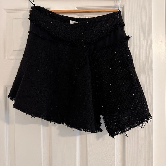 Zara Textured Asymmetrical Limited Edition Skirt - Picture 7 of 7